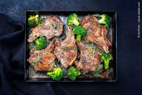 Kotelett mit Brokkoli